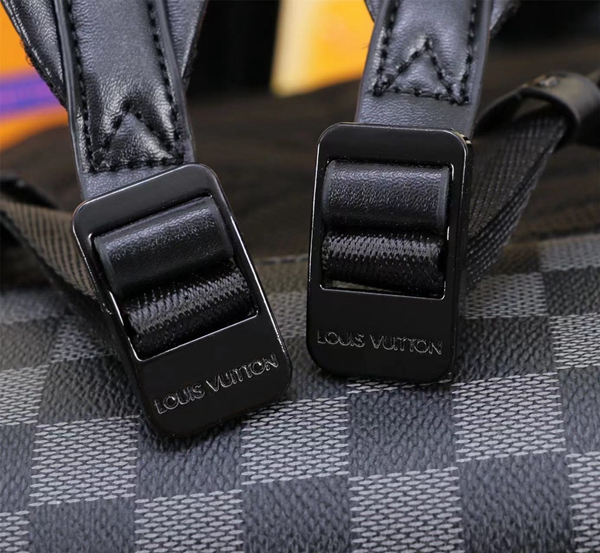 ルイヴィトンバッグ角部分ディテール